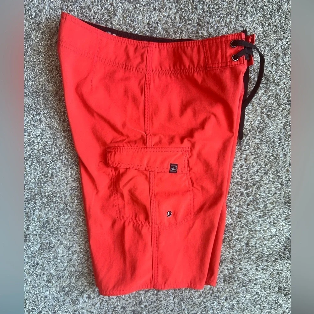 O’Neil Men’s Swim Trunks in red/orange color size 28